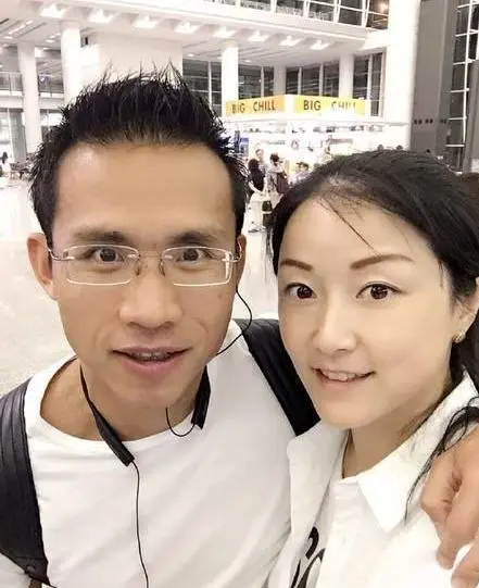 她们就是晏, 职务, 夺得